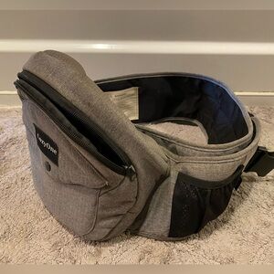 Cozy One Infant/Toddler Hip Carrier w/ Pockets Storage